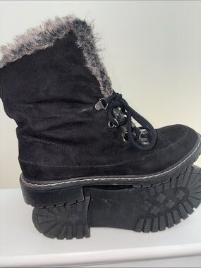G.H. Bass & Co. Black Lace-Up Faux-Fur Trim Winter Boot